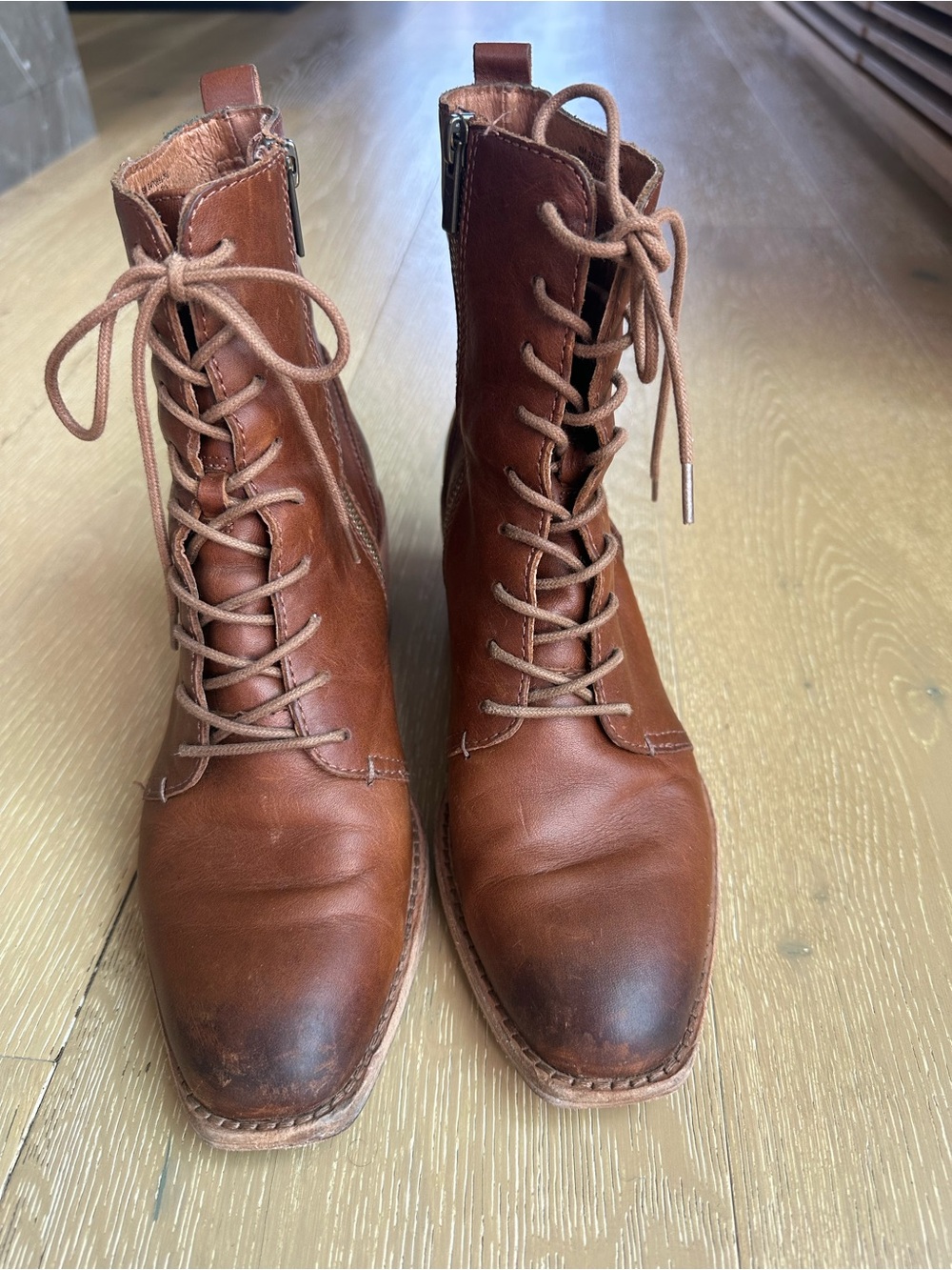 Frye Brown Leather Lace-Up women’s Boots Sz8